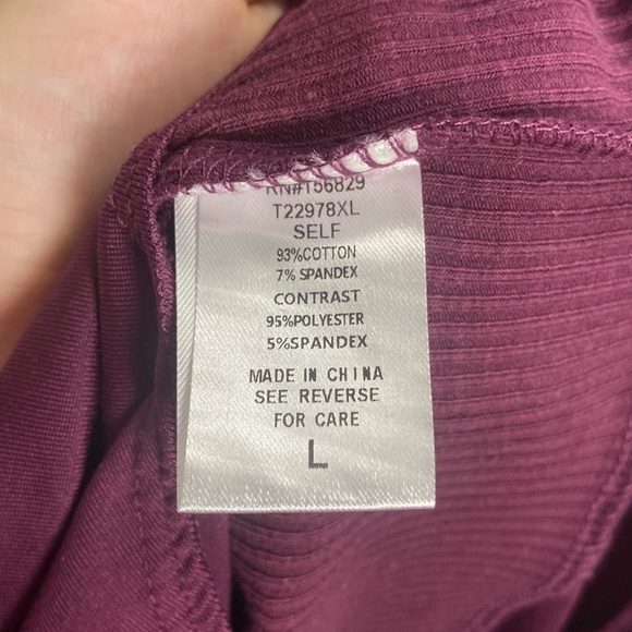 EUC White Birch Purple Long Sleeve Cold Shoulder Ribbed Bodysuit -Size Large - Picture 4 of 8